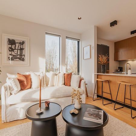 Chic And Contemporary Living At Cambridge Terrace Villa Christchurch Exteriör bild