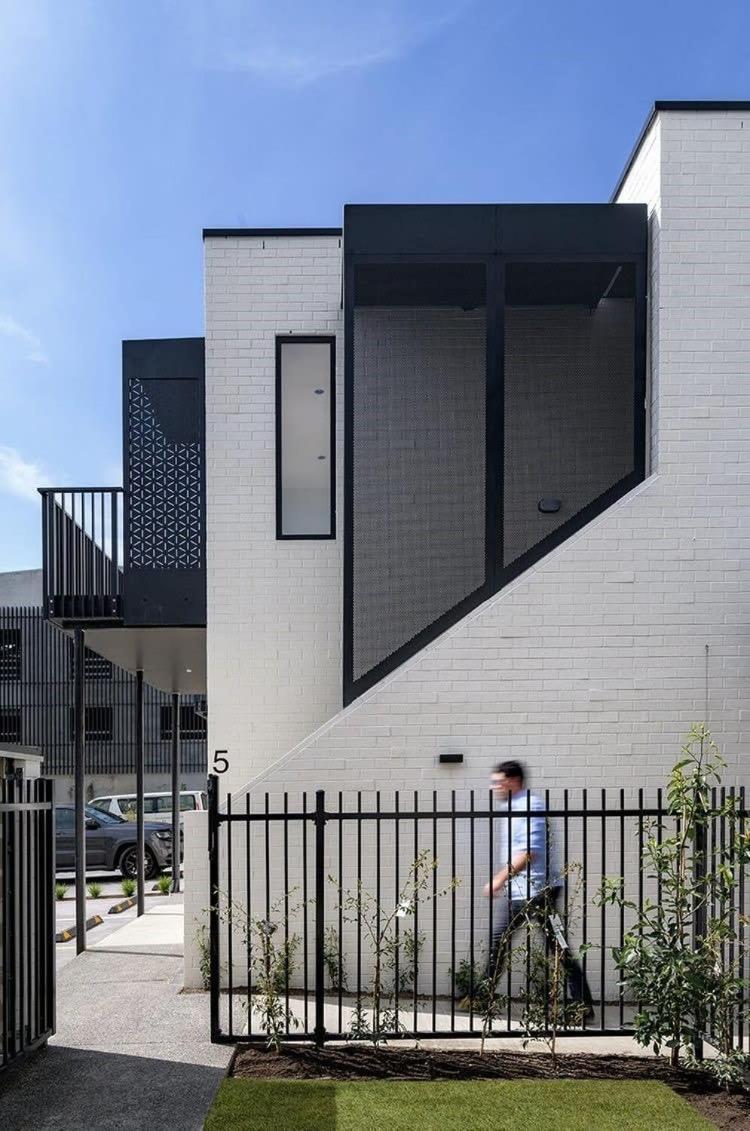 Chic And Contemporary Living At Cambridge Terrace Villa Christchurch Exteriör bild