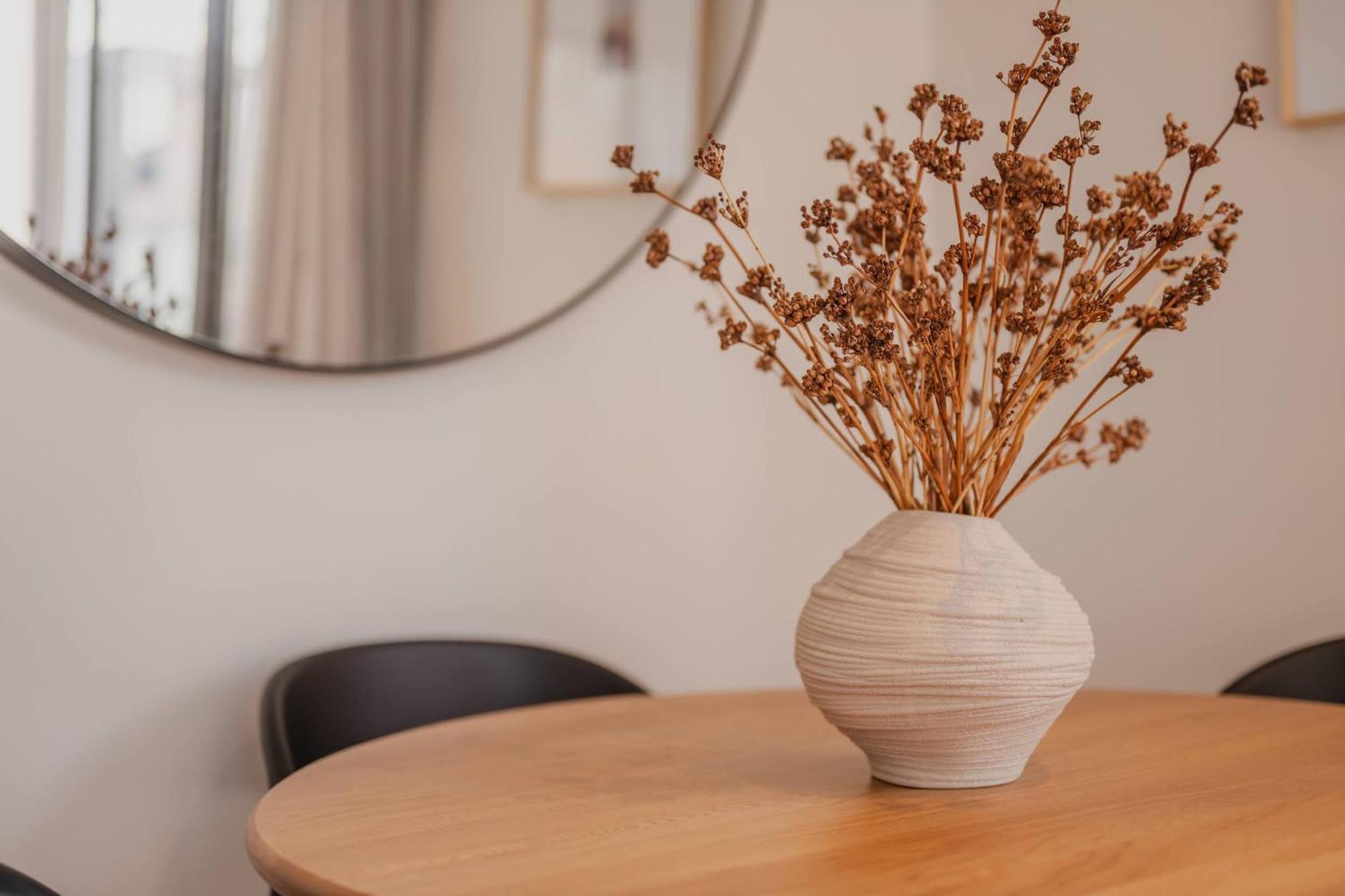 Chic And Contemporary Living At Cambridge Terrace Villa Christchurch Exteriör bild
