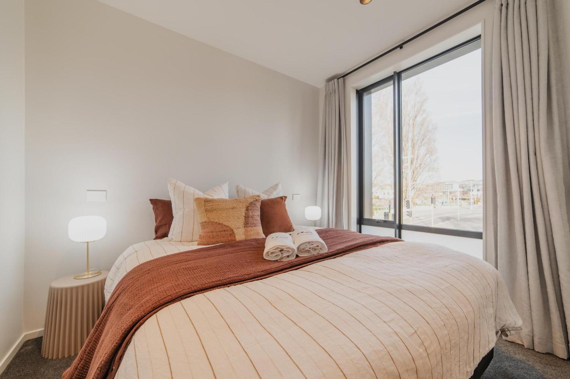 Chic And Contemporary Living At Cambridge Terrace Villa Christchurch Exteriör bild