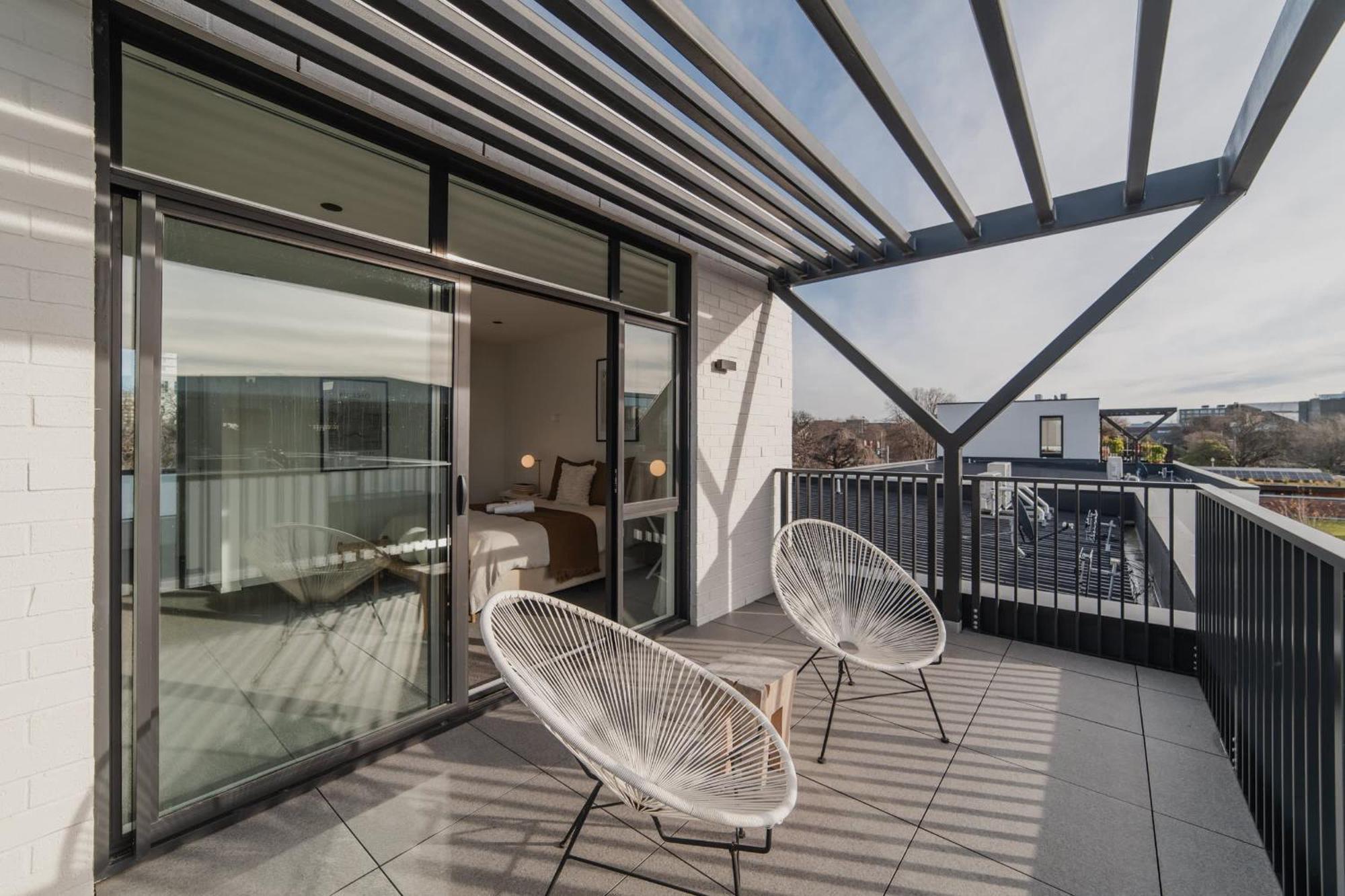 Chic And Contemporary Living At Cambridge Terrace Villa Christchurch Exteriör bild